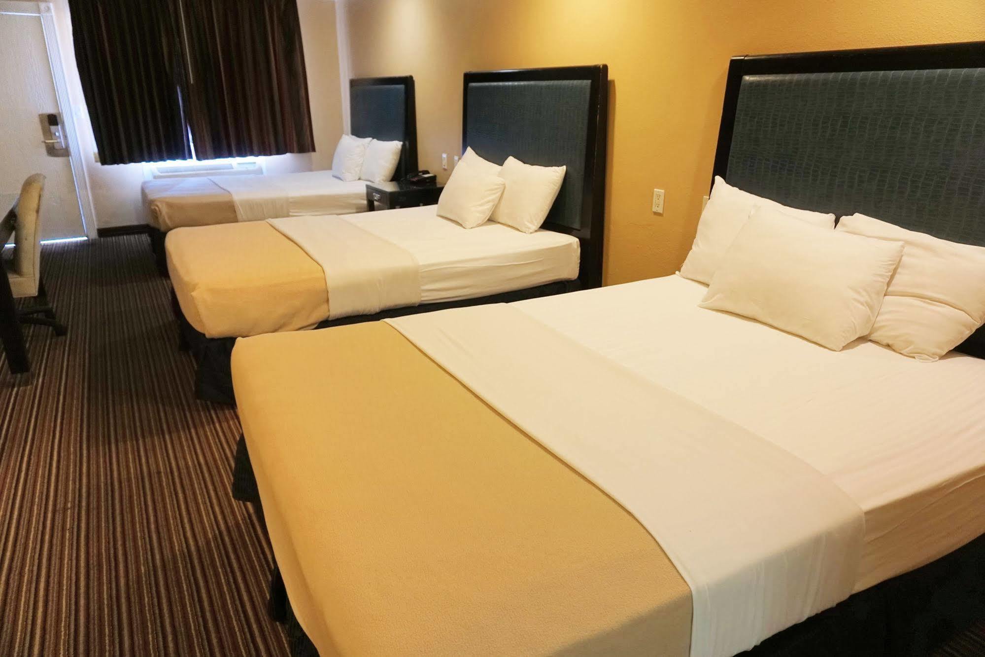 Hollywood Express South Motel 2*