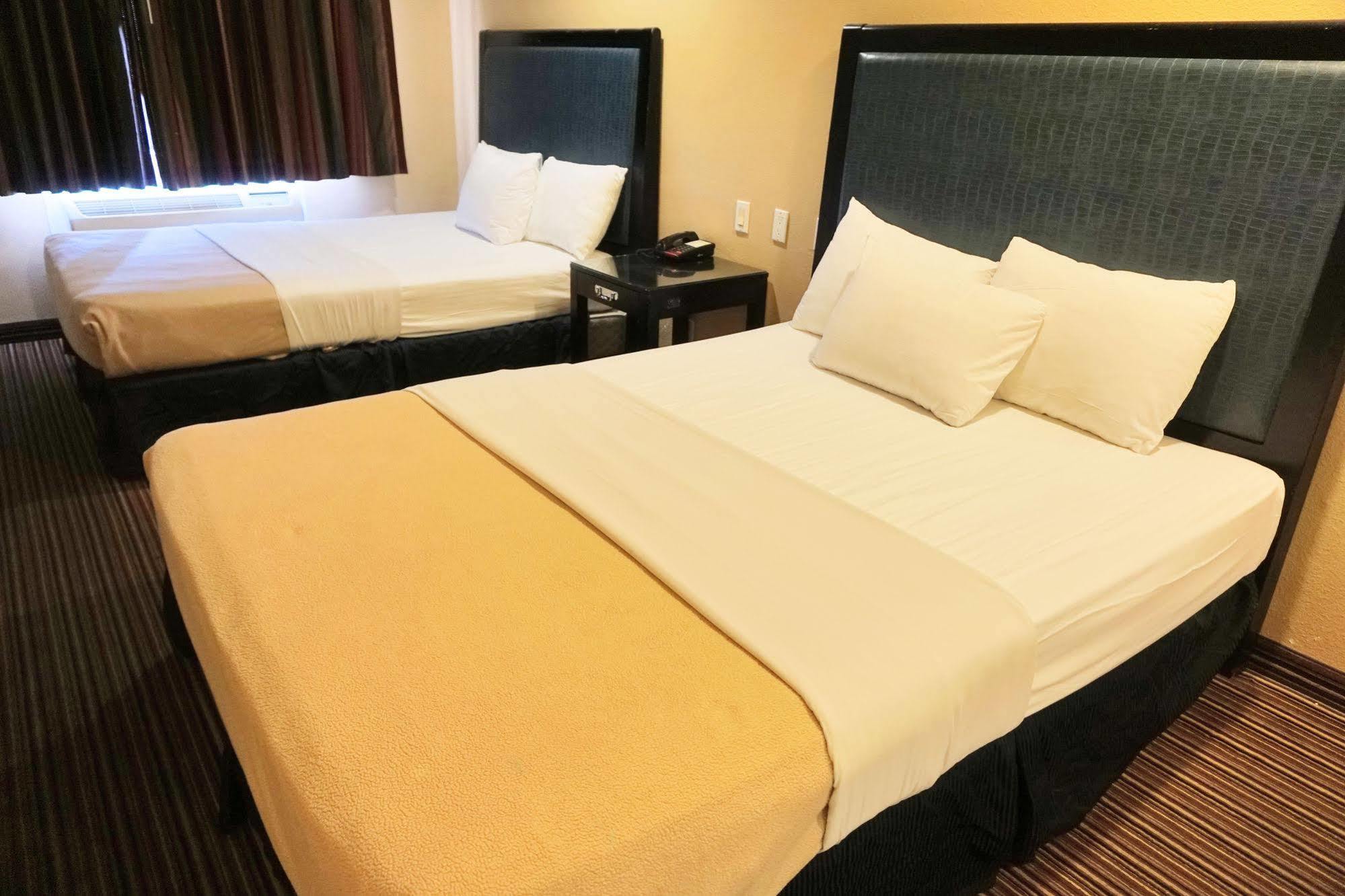 Hollywood Express South Motel 2*